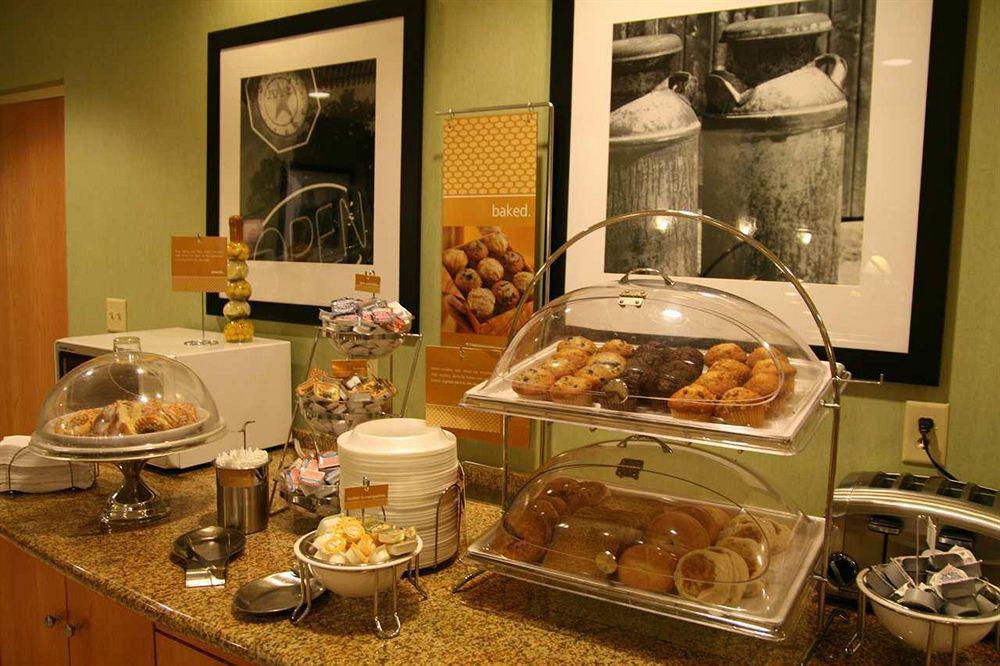 Hampton Inn & Suites Tampa East Casino Area Seffner Εστιατόριο φωτογραφία